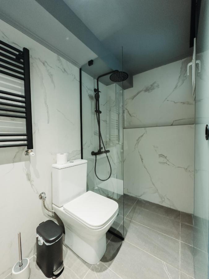 Blackhaus Family And Friends Deluxe Apartment Salonicco Esterno foto